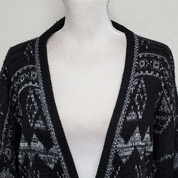 𝅺VINTAGE Chartwell Black Gray Knit Leather Trim V-neck Funky Pull-over Cardigan - Picture 5 of 13